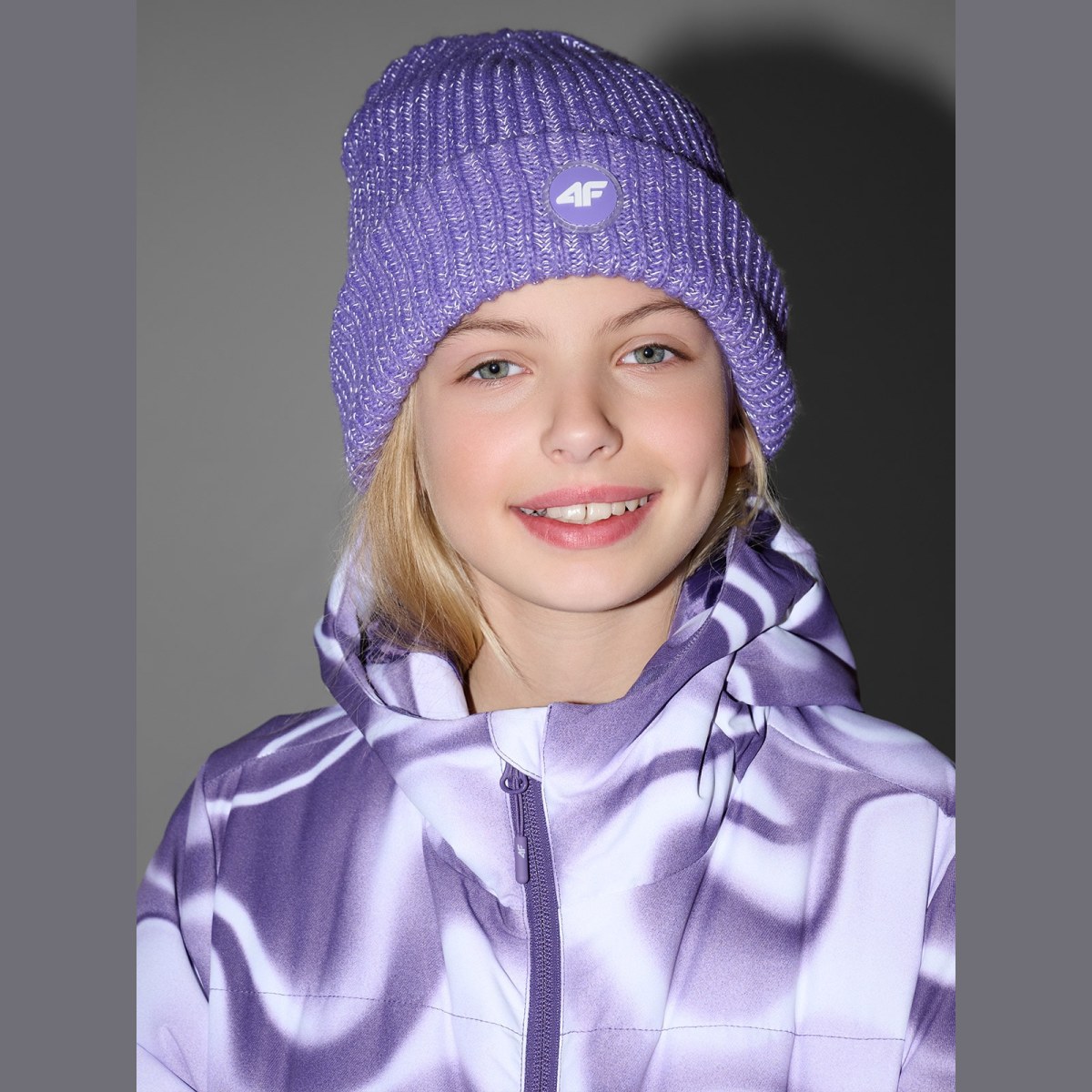 Dievčenská beanie čiapka - fialová · záber 2
