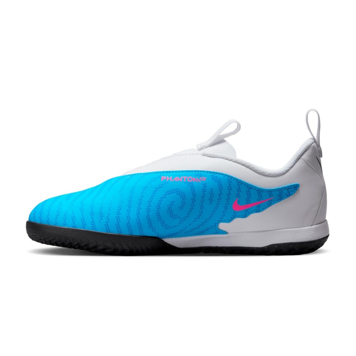 Nike Jr. Phantom GX Academy IC - Veľkosť: 35 · záber 2