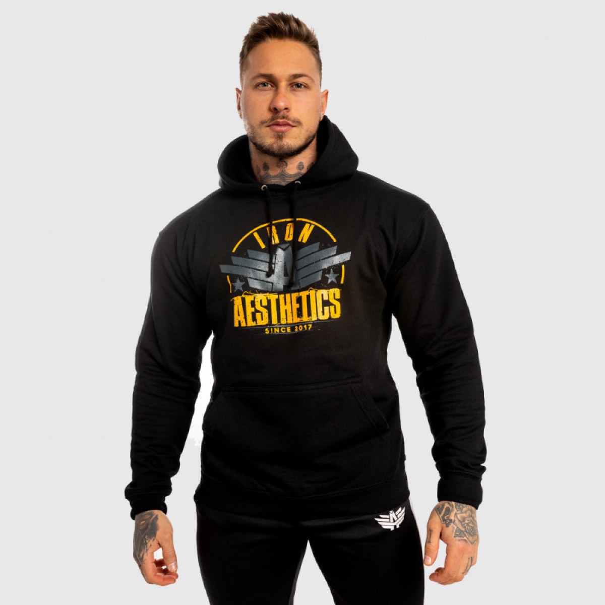 Fitness mikina bez zipsu Iron Aesthetics Force, čierna · záber 4