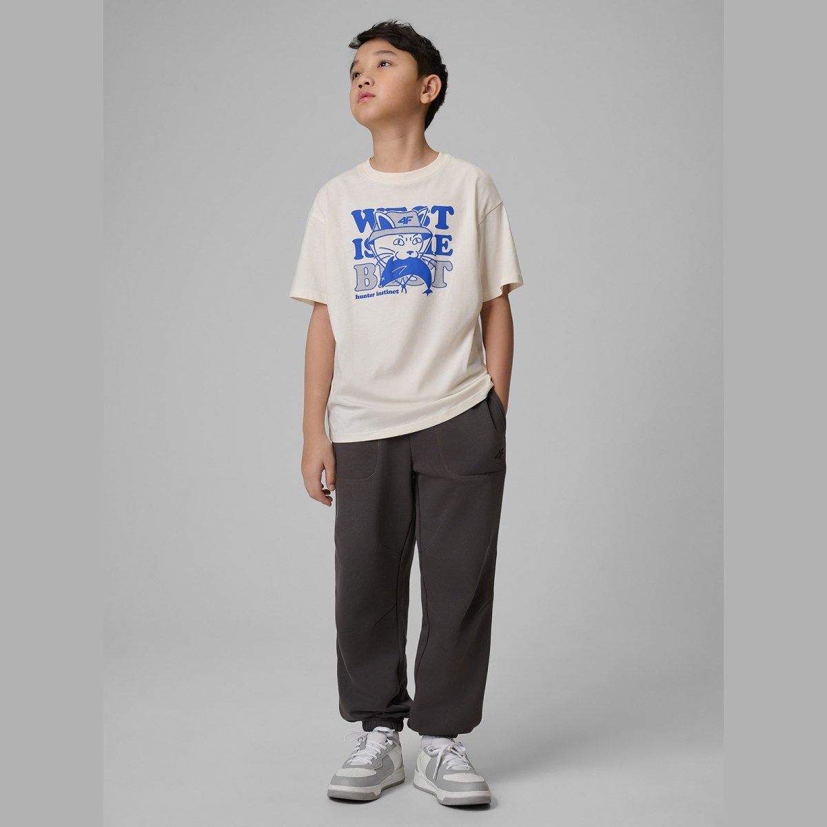 T-shirt loose s potlačou chlapčenský - biely · záber 4