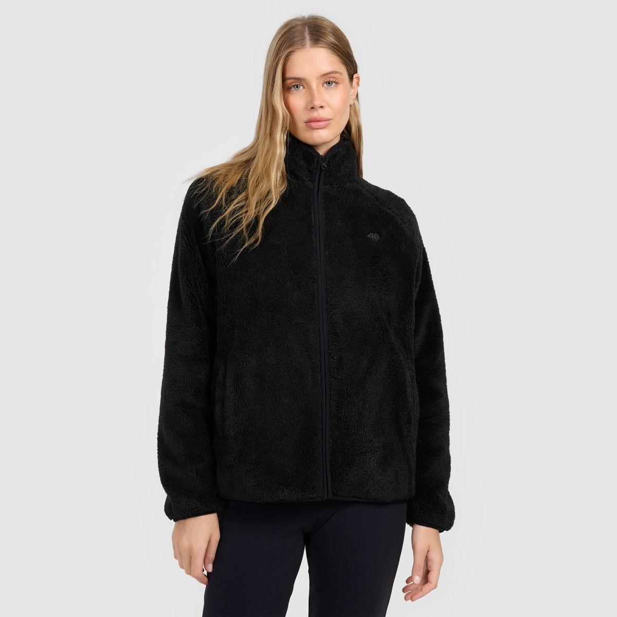 Dámsky sherpa fleece so stojačikom oversize - čierny · záber 1