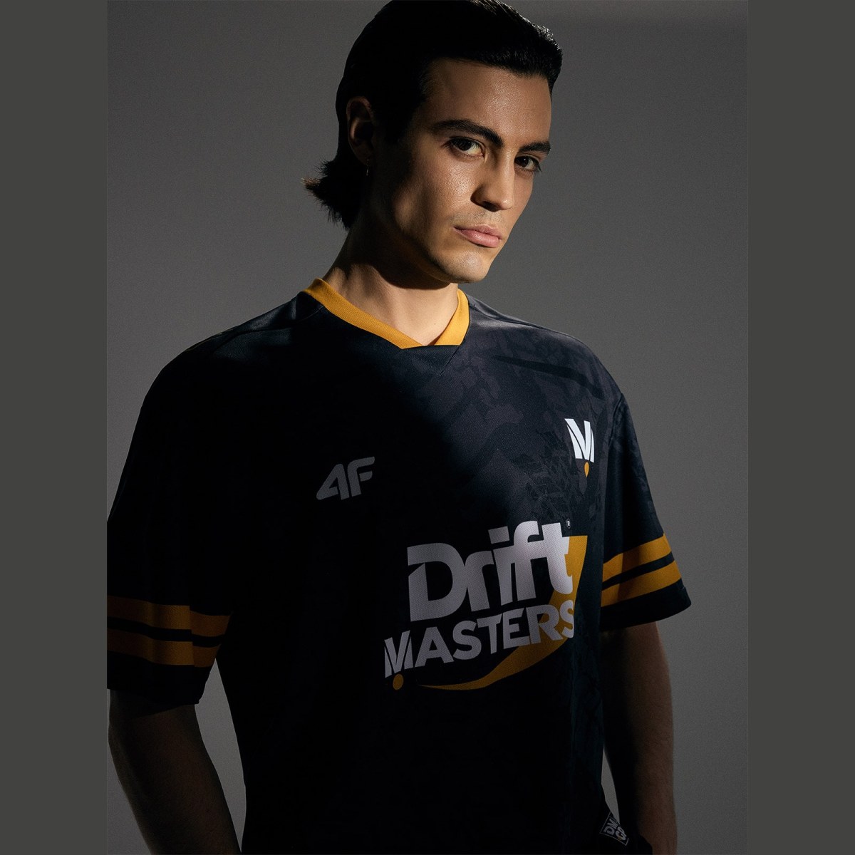 Unisex rýchloschnúce tričko 4F x Drift Masters - čierne · záber 1