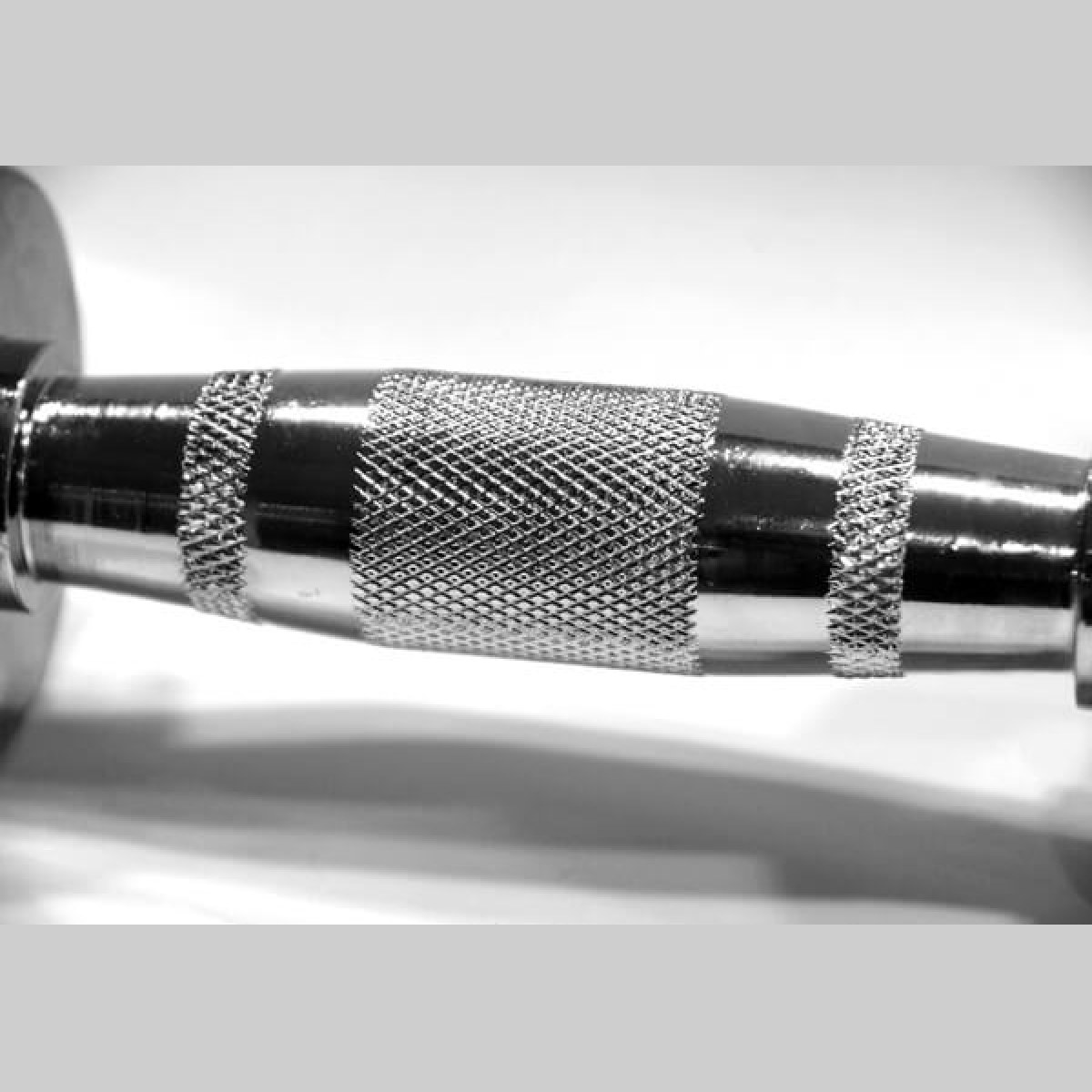 Chrómová činka inSPORTline Crossteel 12 kg · záber 2