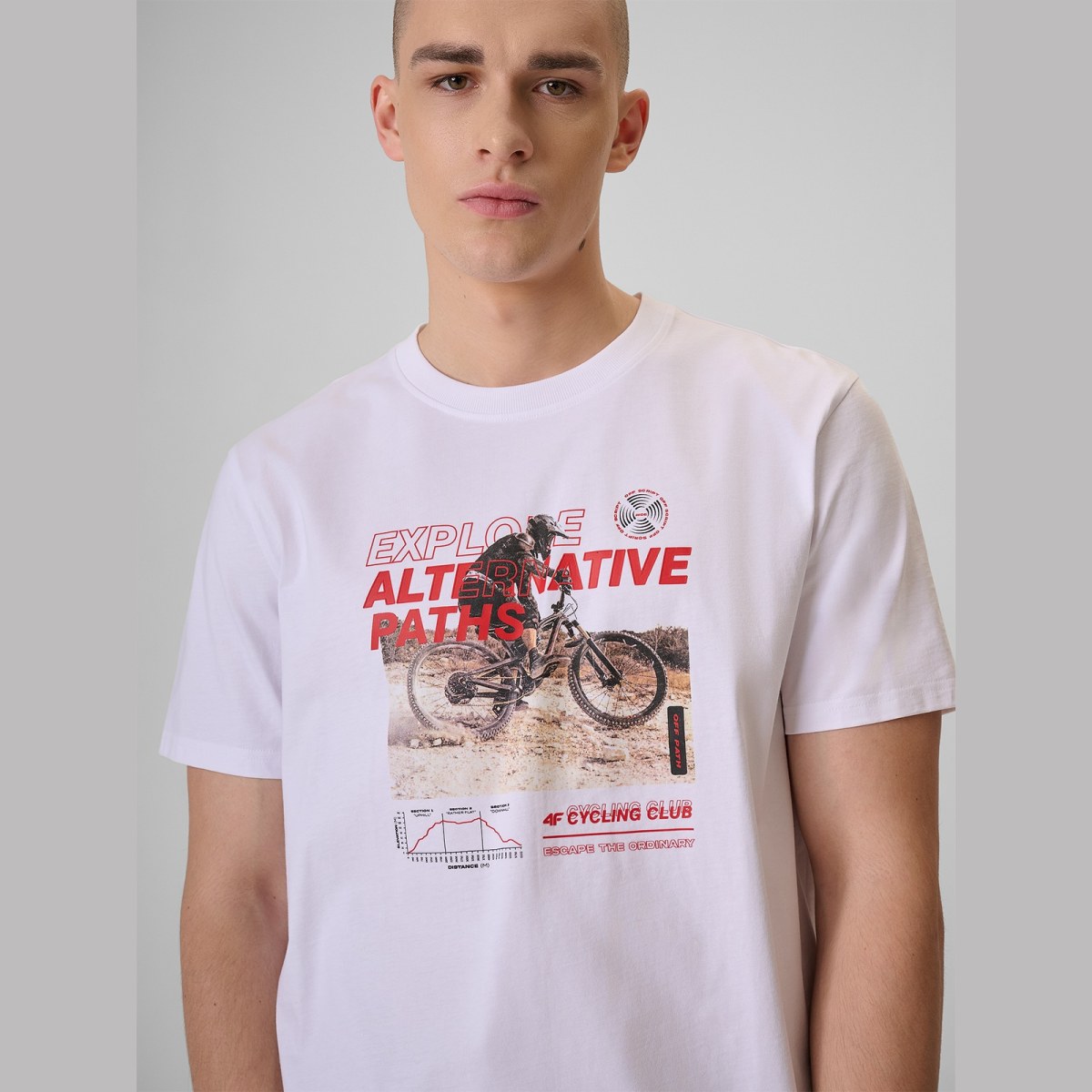 T-shirt relaxed s potlačou pánsky - biely · záber 6