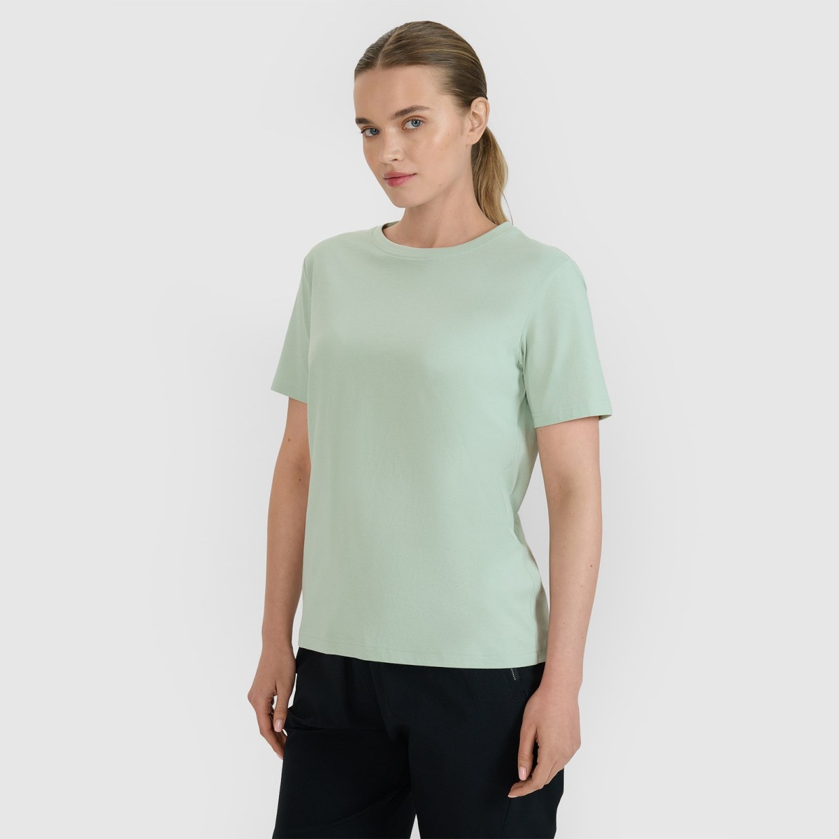 TSHIRT · záber 2