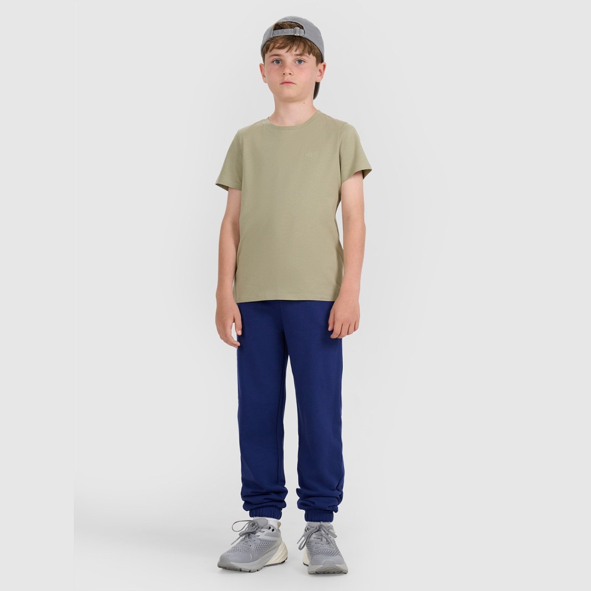 Chlapčenské oversize hladké tričko - zelené · záber 2