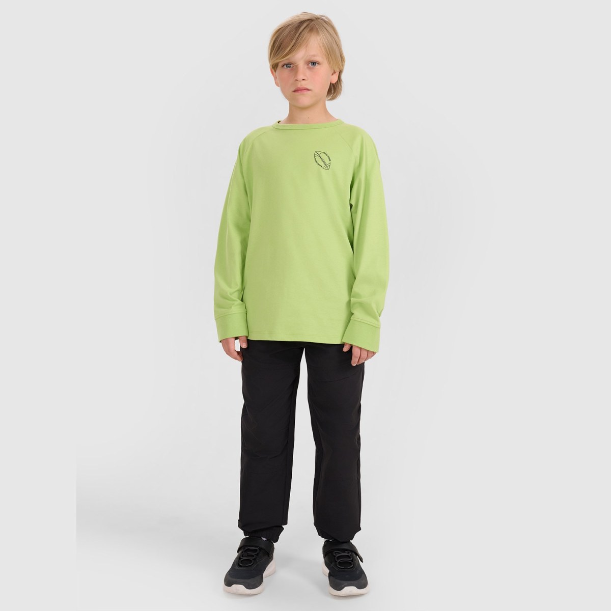 Chlapčenský regular longsleeve s potlačou - zelený · záber 2