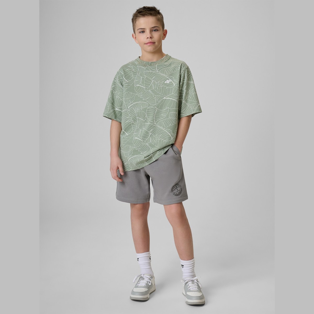 T-shirt loose s potlačou chlapčenský - mätový · záber 2