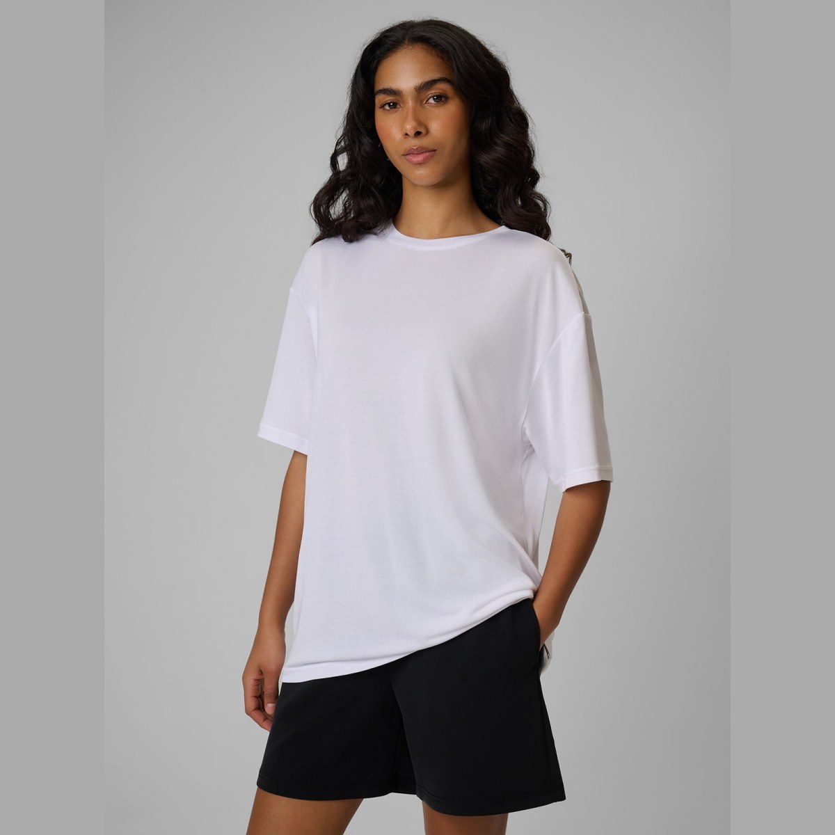 T-shirt loose hladký dámsky - biely · záber 1