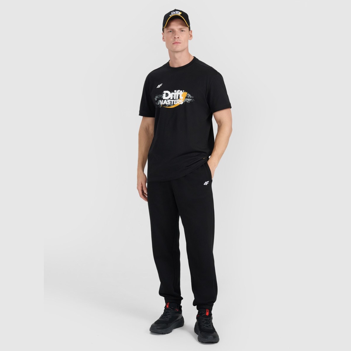 Unisex regular tričko s potlačou 4F x Drift Masters - čierne · záber 4
