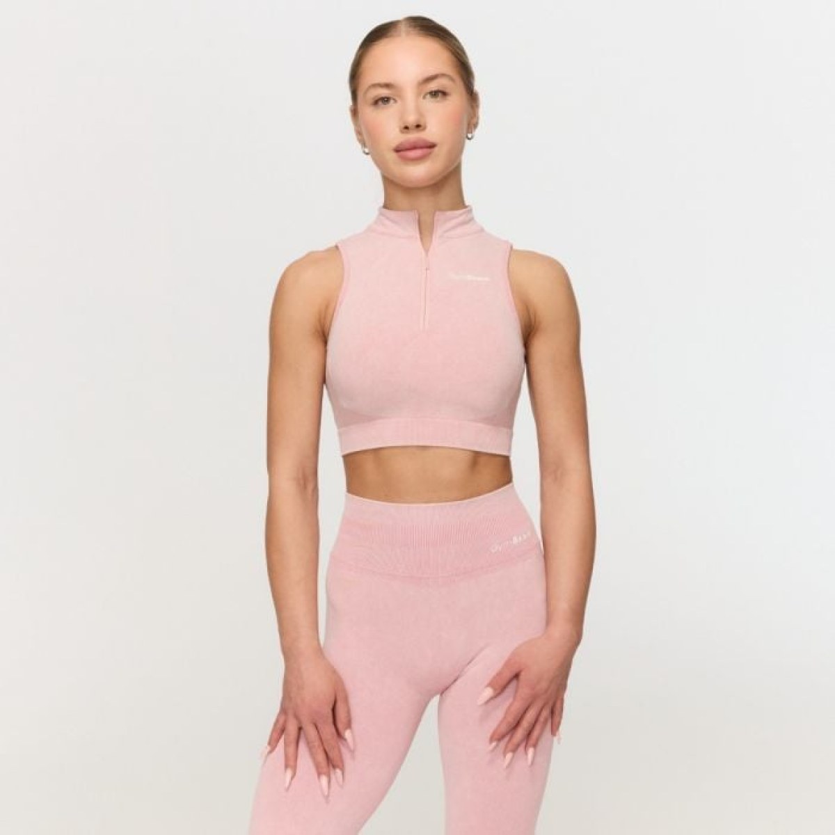 GymBeam Bezšvová športová podprsenka Fierce Baby Pink XS · záber 1