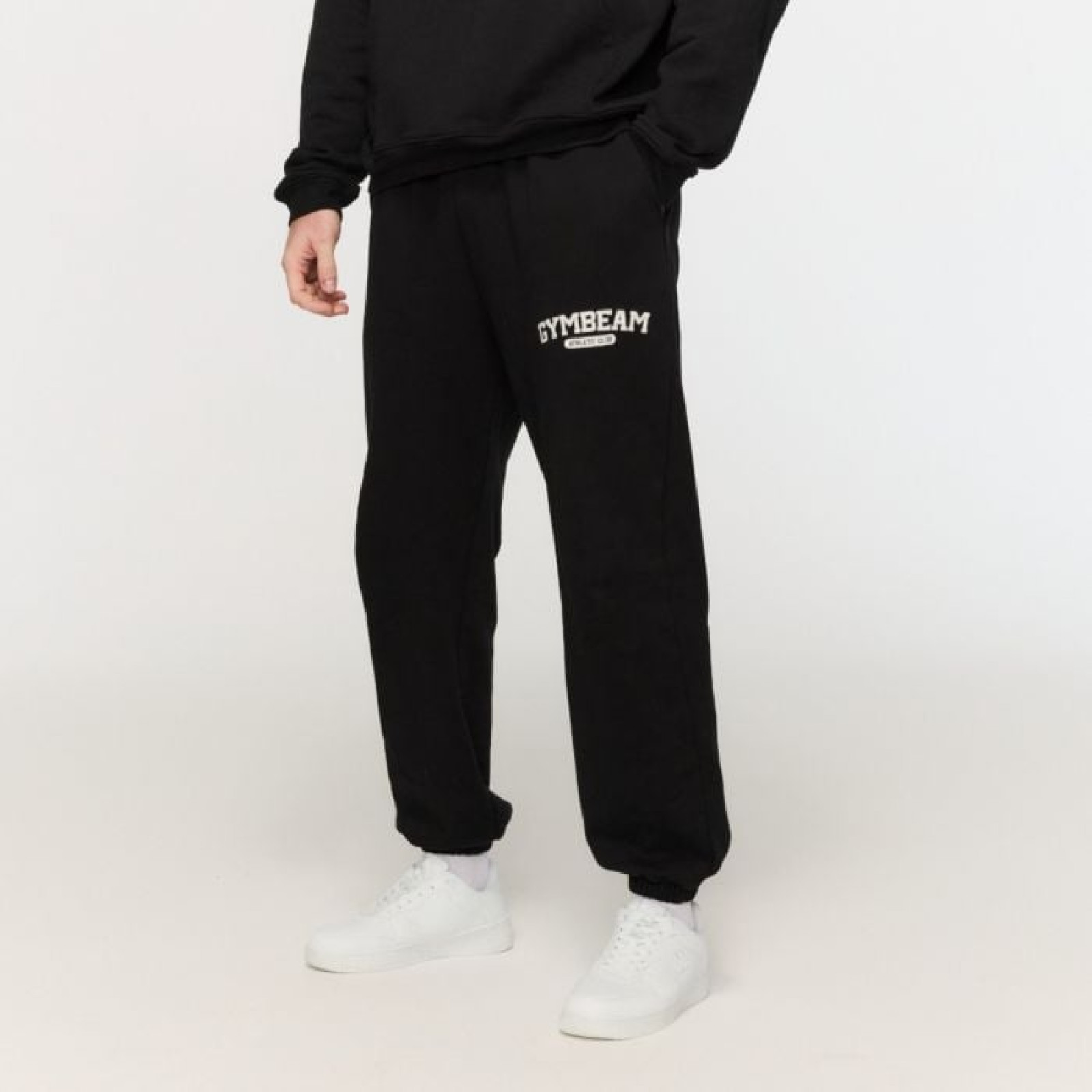 GymBeam Tepláky Varsity Black XXL · záber 1