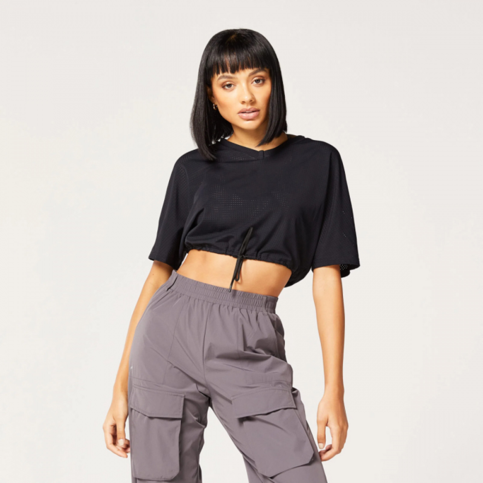 SQUATWOLF Dámske tričko Code Crop V Neck Black L · záber 1