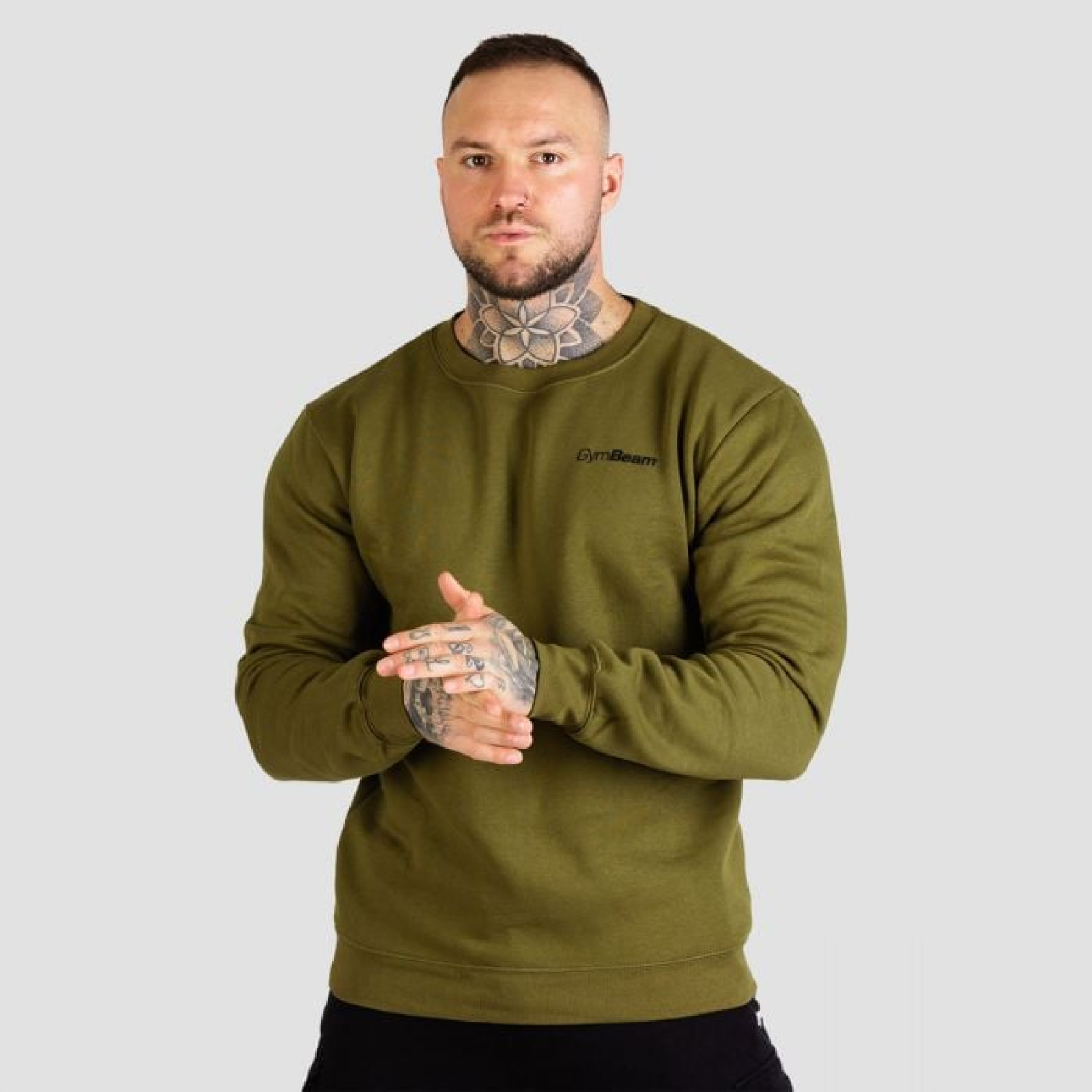 GymBeam Mikina Basic Jumper Military Green MM · záber 1