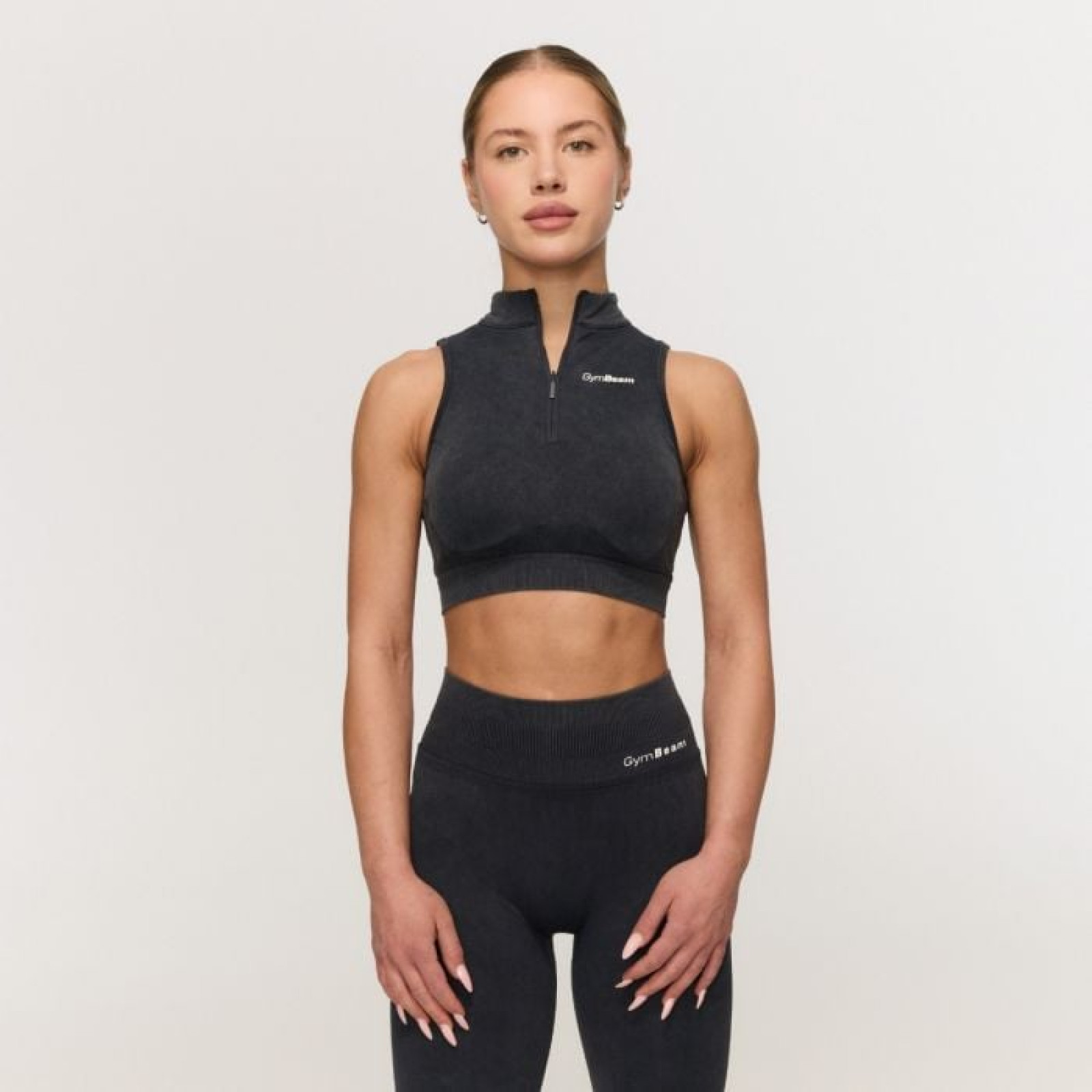 GymBeam Bezšvová športová podprsenka Fierce Dark Grey XL · záber 1