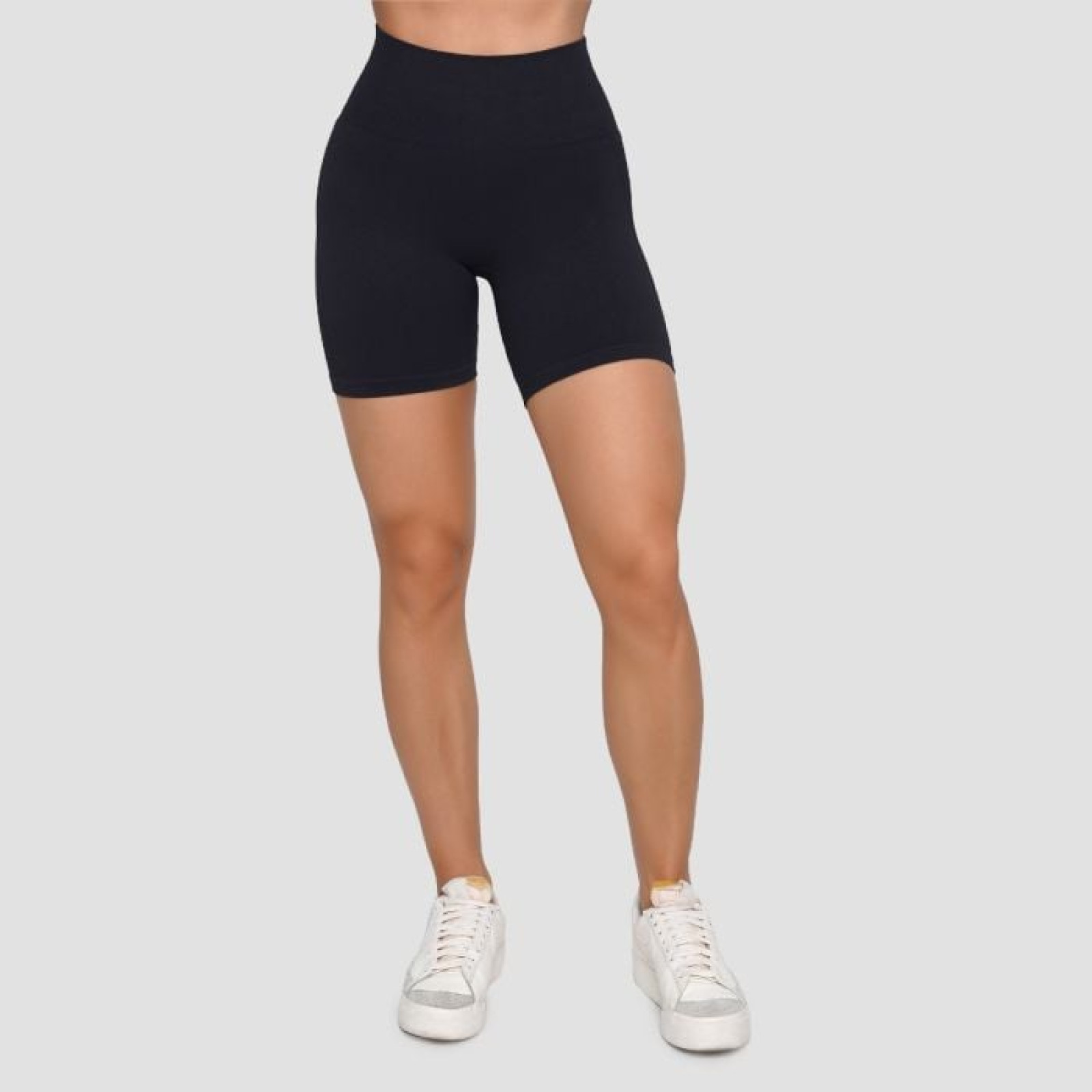 GymBeam Dámske bezšvové šortky Lift Black XS · záber 1