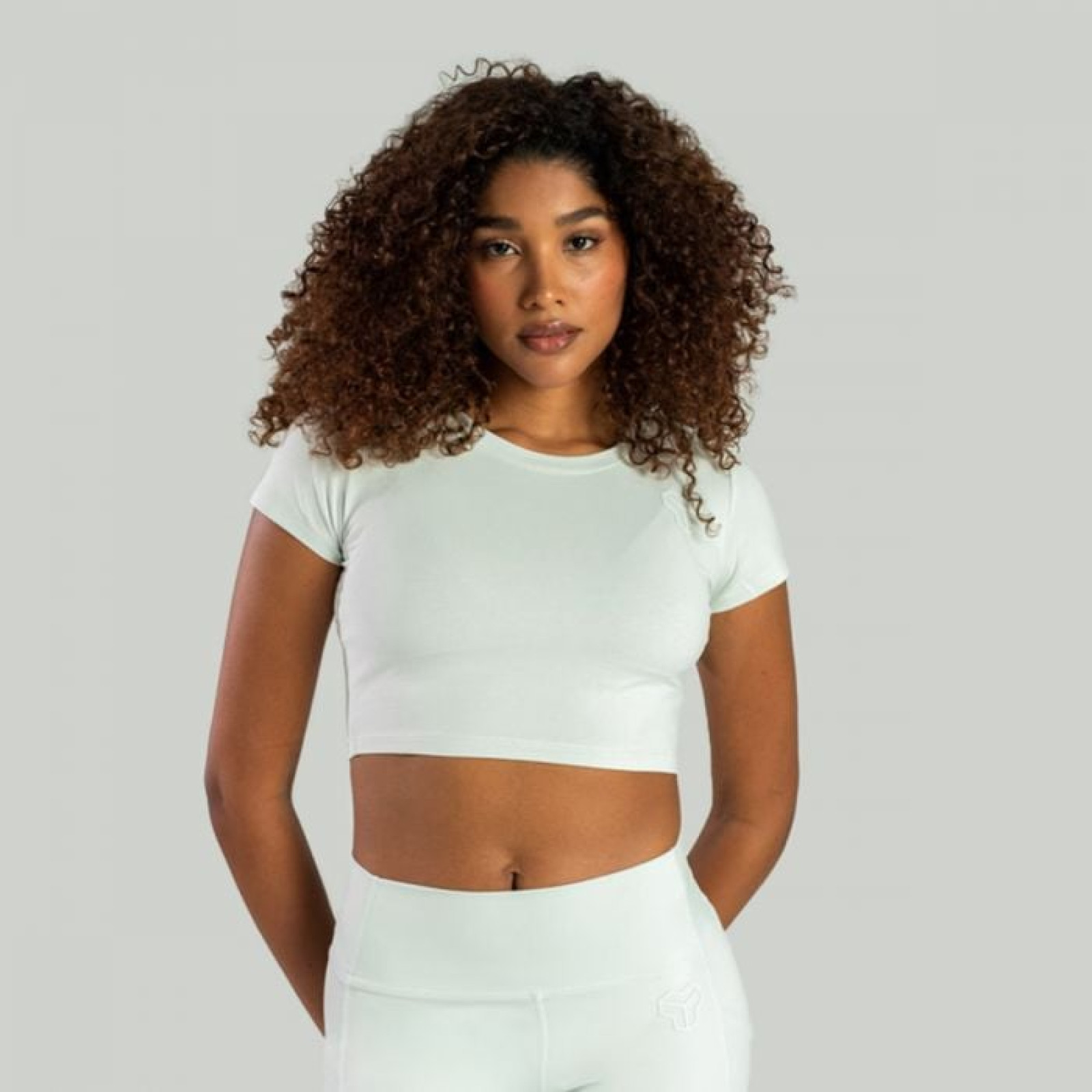 STRIX Dámske tričko Essential CropTop Moon Grey LL · záber 1