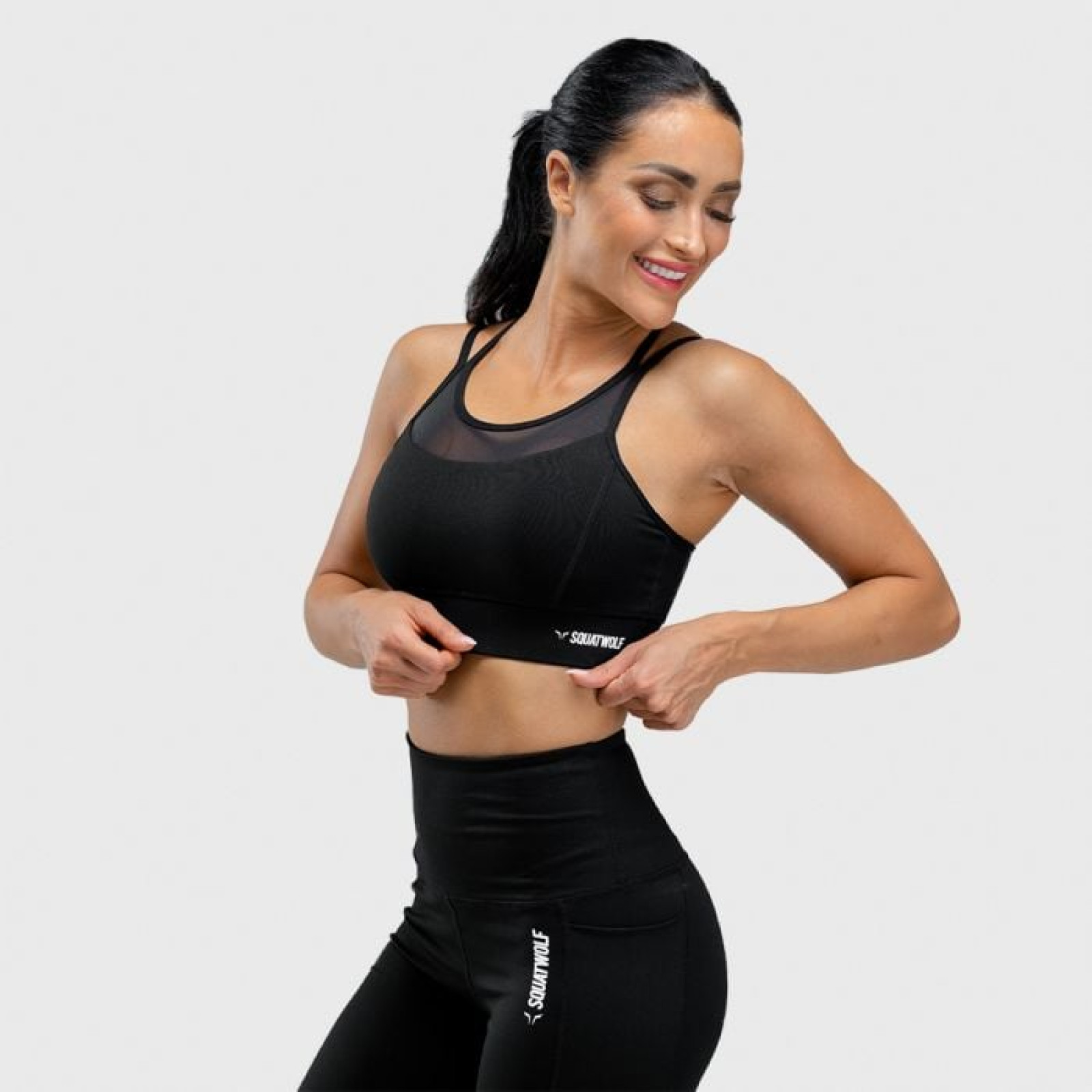 SQUATWOLF Športová podprsenka We Rise Black XS · záber 1