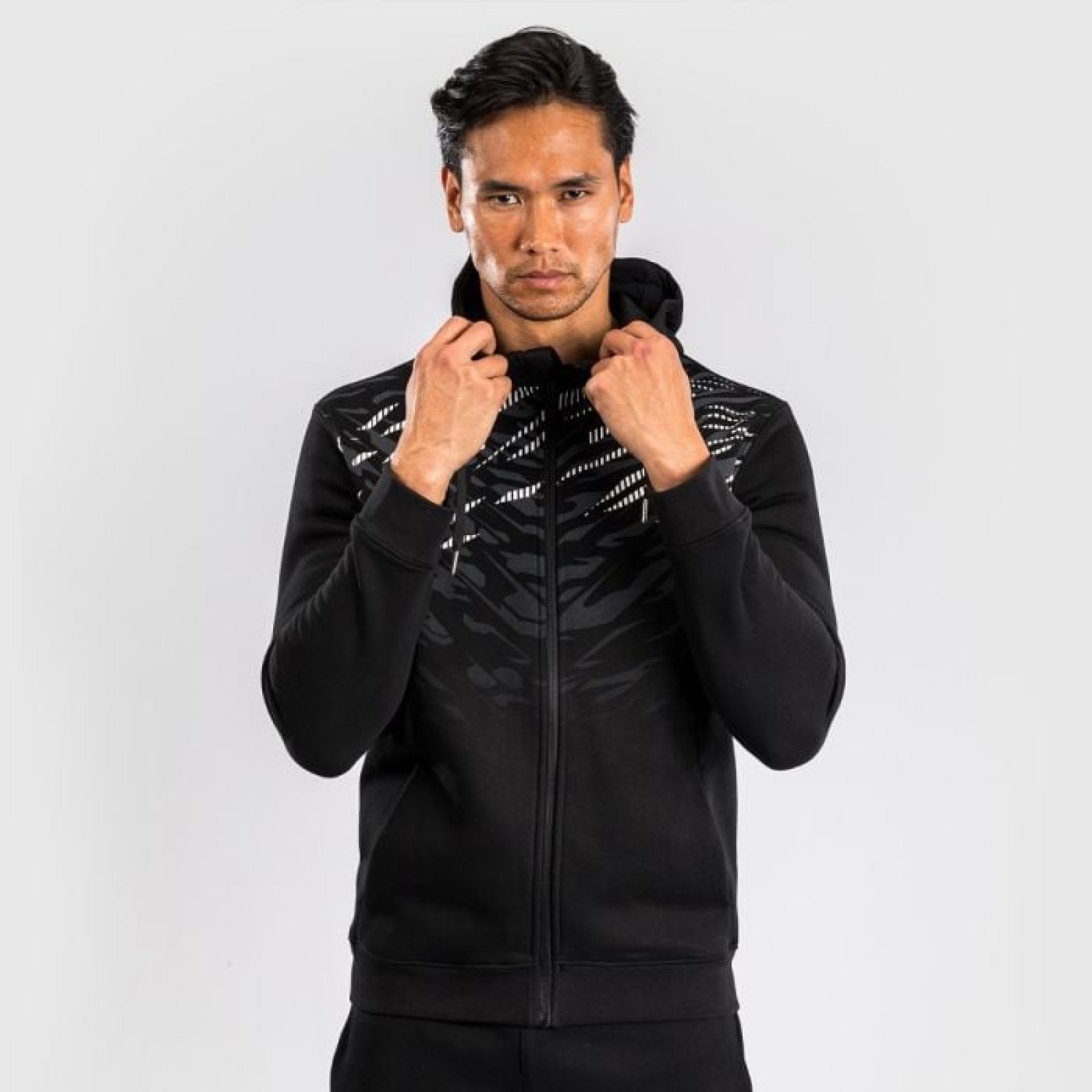 Venum Mikina so zipsom Fight Night Black XXL · záber 1