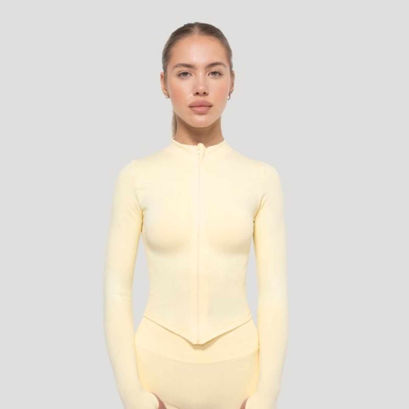 GymBeam Dámsky športový top LUMA Baby Yellow S · záber 1
