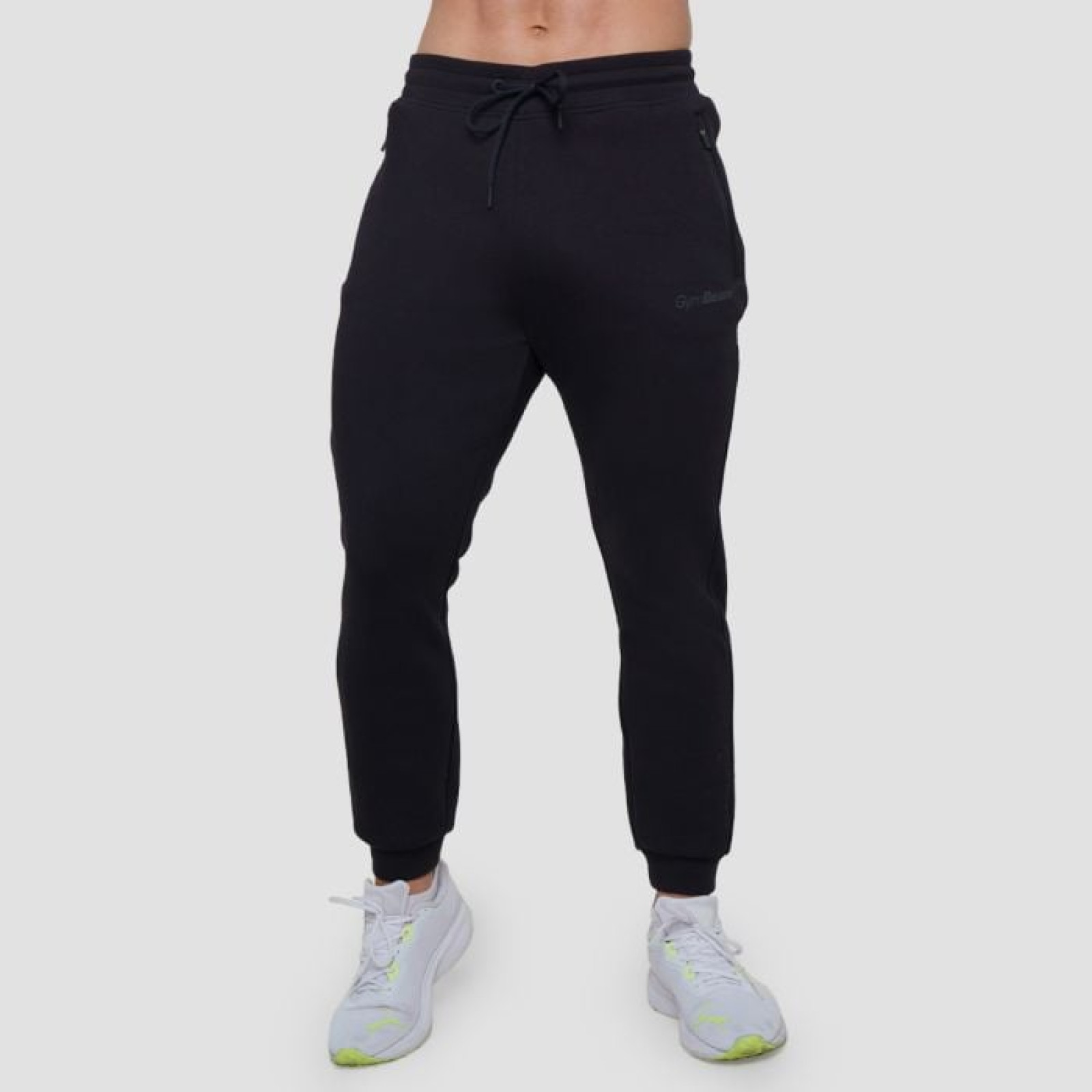 GymBeam Tepláky Agile Onyx LL · záber 1