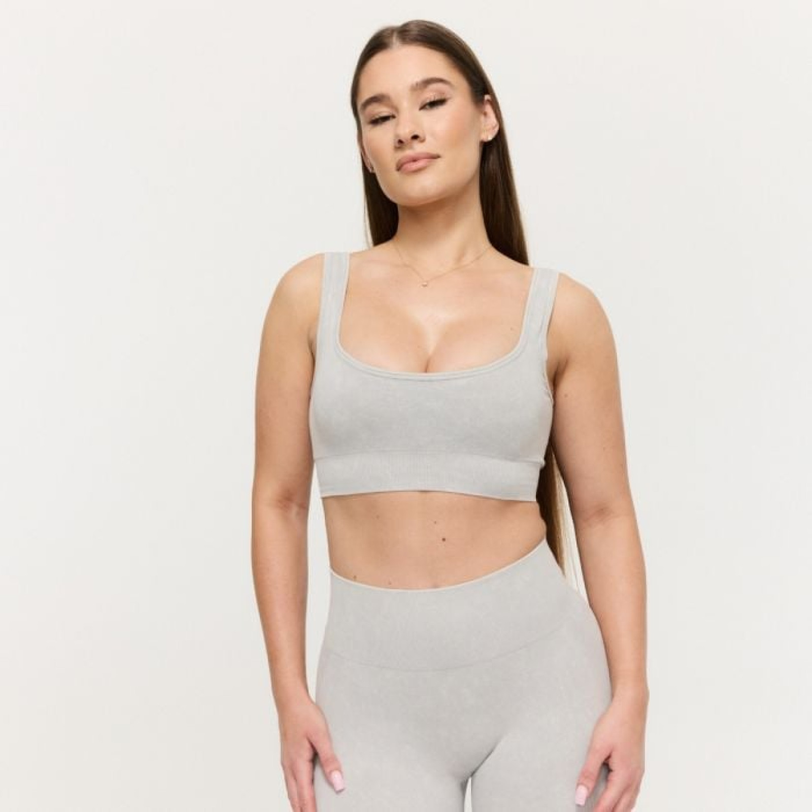 GymBeam Bezšvová športová podprsenka Lift Grey XL · záber 1