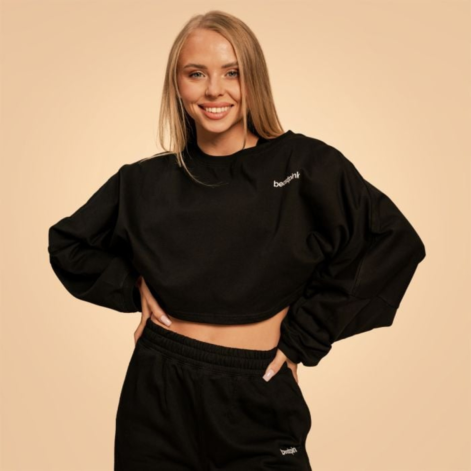 BeastPink Dámska mikina Cropped Bliss Black SS · záber 1