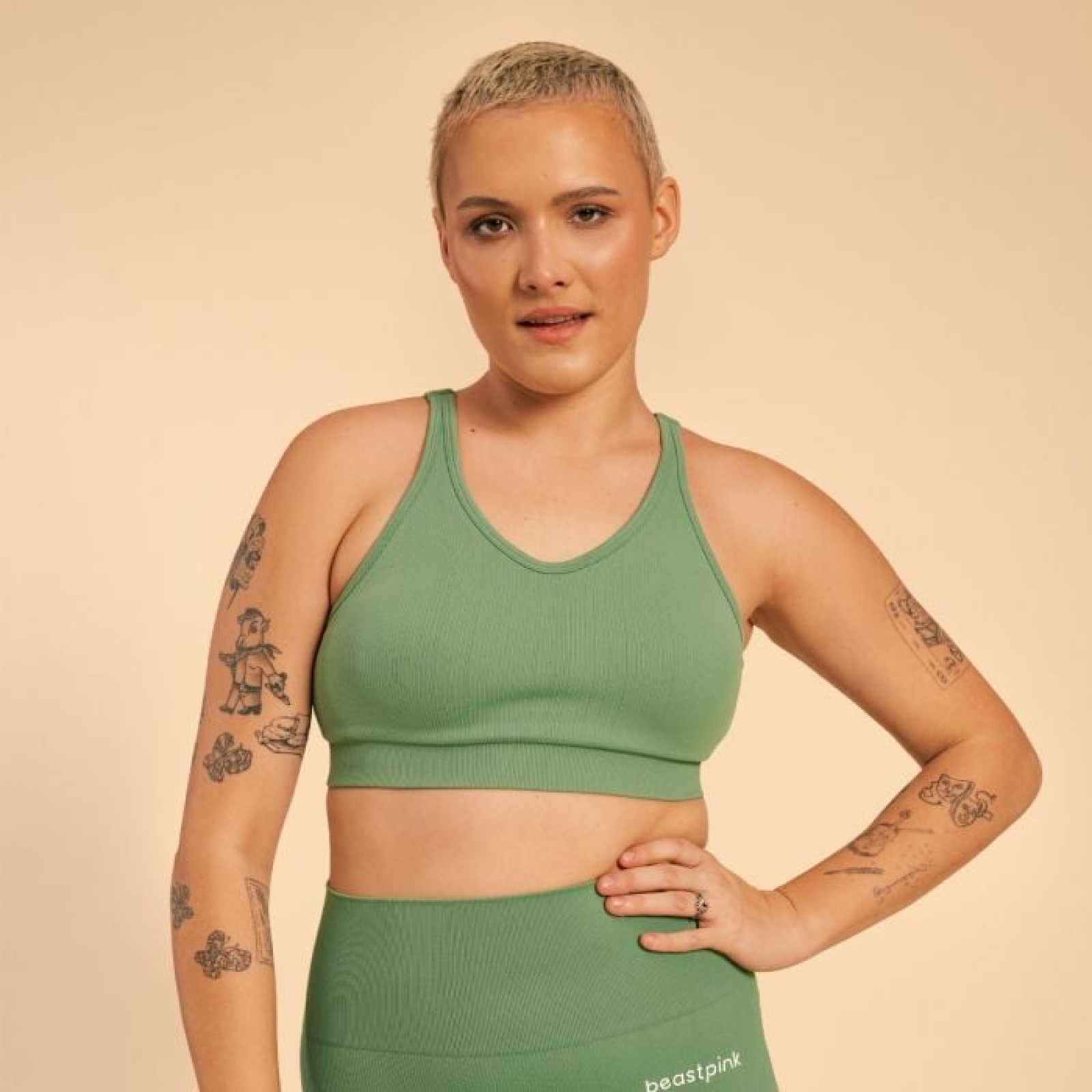 BeastPink Športová podprsenka Hyper Olivine SS · záber 1