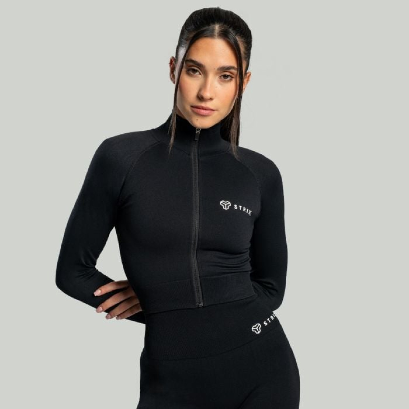 STRIX Dámsky top Cropped Seamless Black L · záber 1