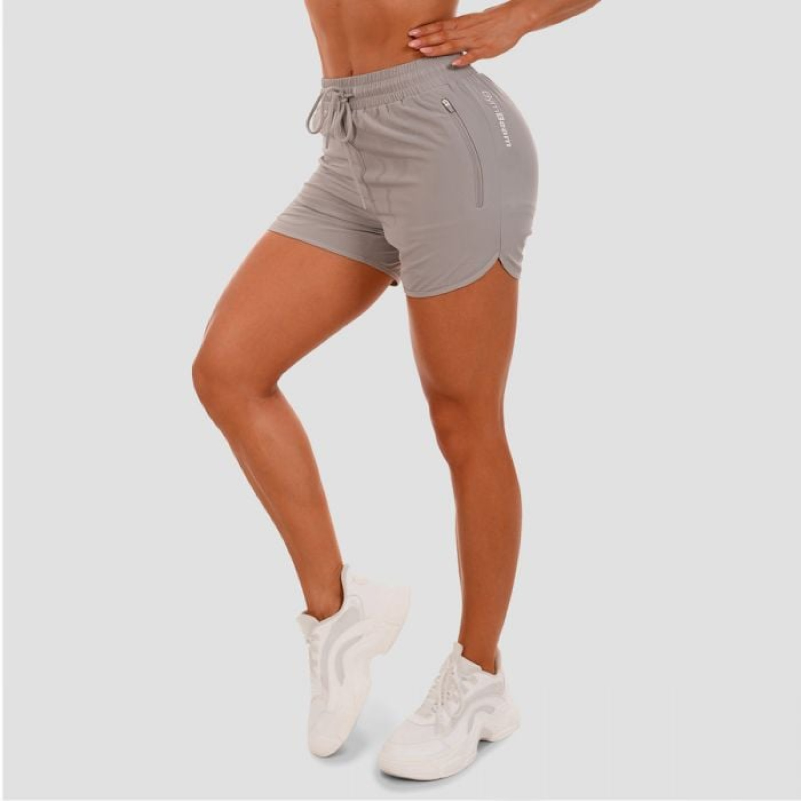 GymBeam Dámske šortky TRN grey MM · záber 1