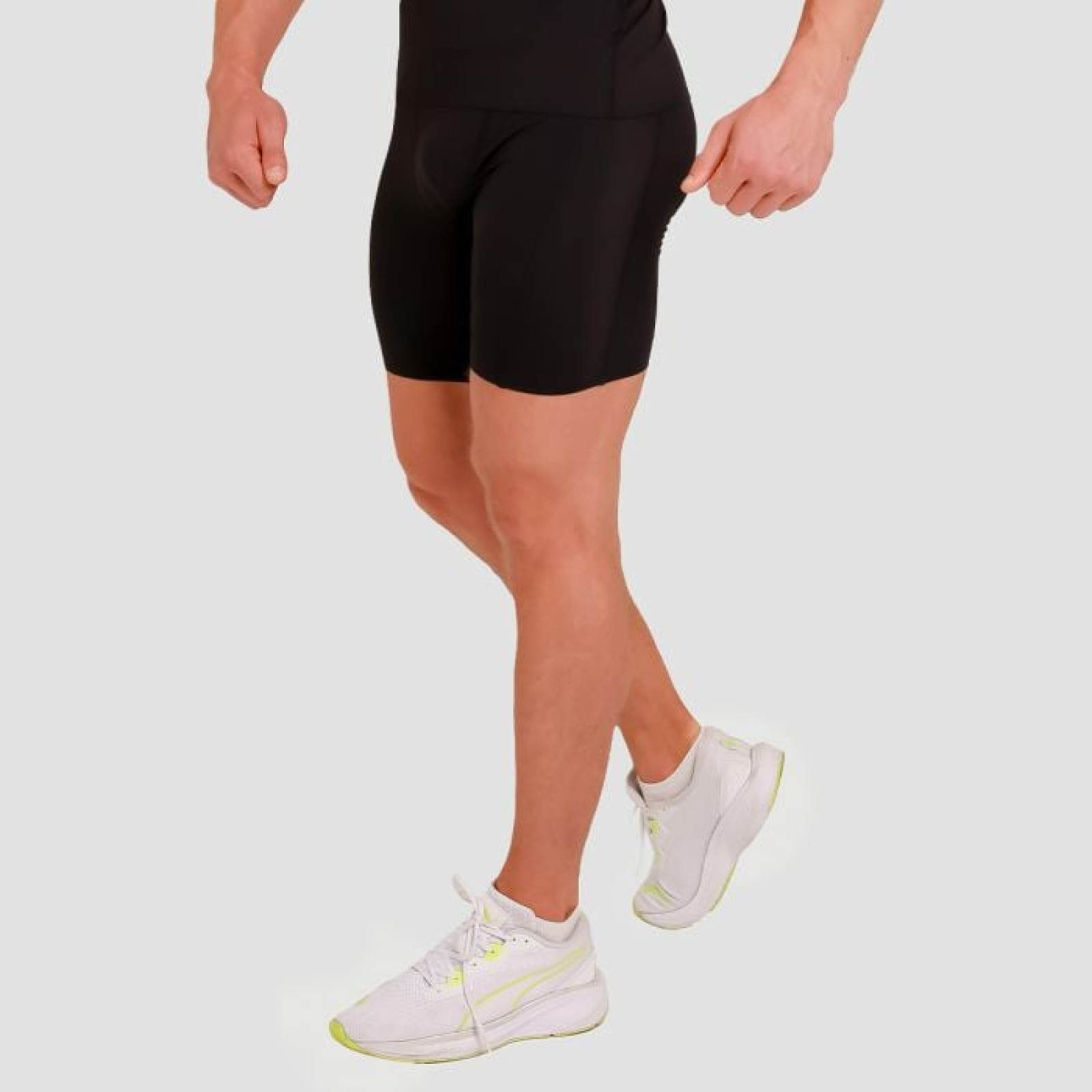 GymBeam Kompresné šortky High Black L · záber 1