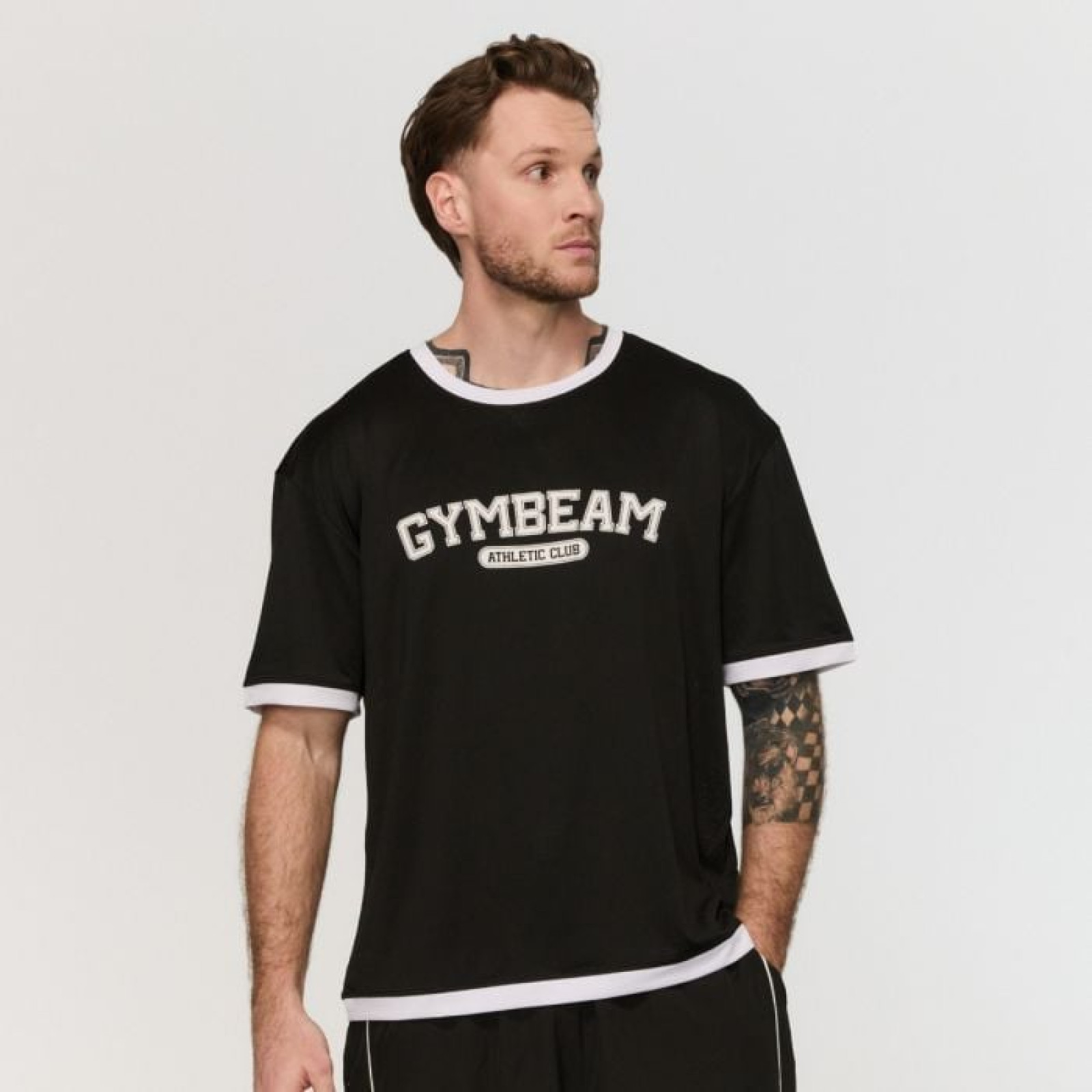 GymBeam Tričko Oversized Varsity Black XL · záber 1
