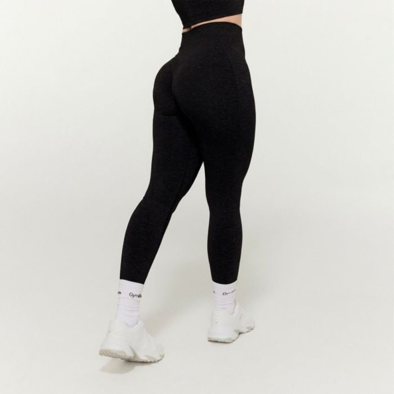 GymBeam Dámske legíny FLO Graphite S · záber 1
