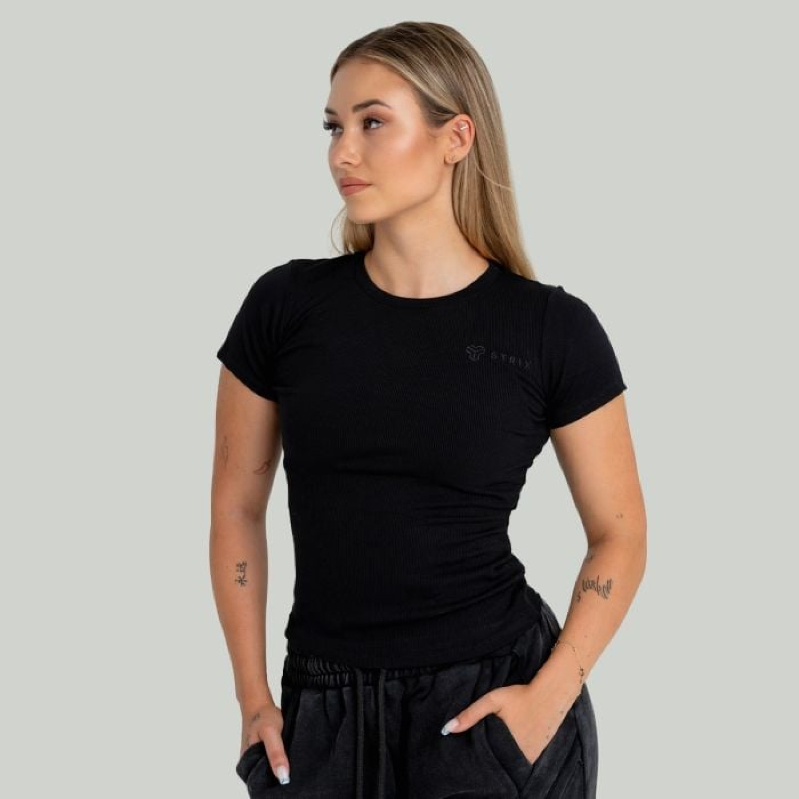 STRIX Women‘s Ribbed Tee Black S · záber 1