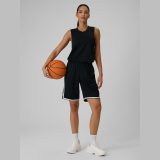 Unisex rýchloschnúce basketbalové šortky - čierne · záber 1