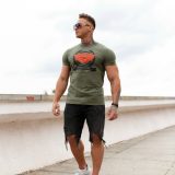 Pánske fitness tričko Iron Aesthetics Triumph, Vojenská zelená · záber 2