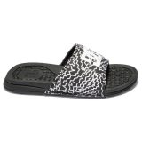 DC Shoes Bolsa Slides Kids - Veľkosť: 29 · záber 2