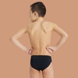 Arena Team Swim Brief Solid Boys - Veľkosť: 152 | Farba: Čierna · záber 4