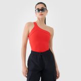 Dámske crop top tielko s asymetrickým ramienkom - červené · záber 1