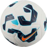 Nike Pitch FA24 - Veľkosť: 4 · záber 1