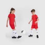 Športové tričko detské 4F JUNIOR x Robert Lewandowski - červené · záber 1