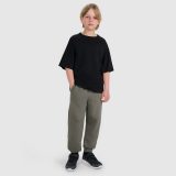 Chlapčenské oversize hladké tričko - čierne · záber 2