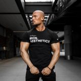 Pánske fitness tričko Iron Aesthetics Be Stronger, čierne · záber 1