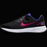 Nike Revolution 6 SE Big Kids - Veľkosť: 38,5 · záber 2