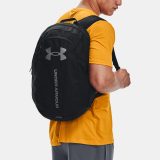 Under Armour UA Hustle Lite Backpack - Farba: Čierna | Objem: 21-26 · záber 3