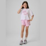 Dievčenský loose crop top s potlačou - biely · záber 2
